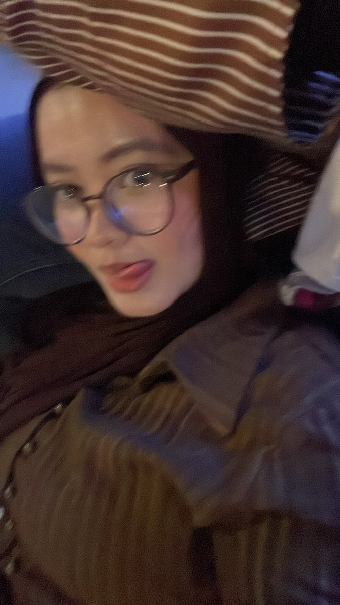 pipiuew's tweet photo. nana love u🫶🏻, bang ben freak👎🏻 https://t.co/pPaGDBjSZX