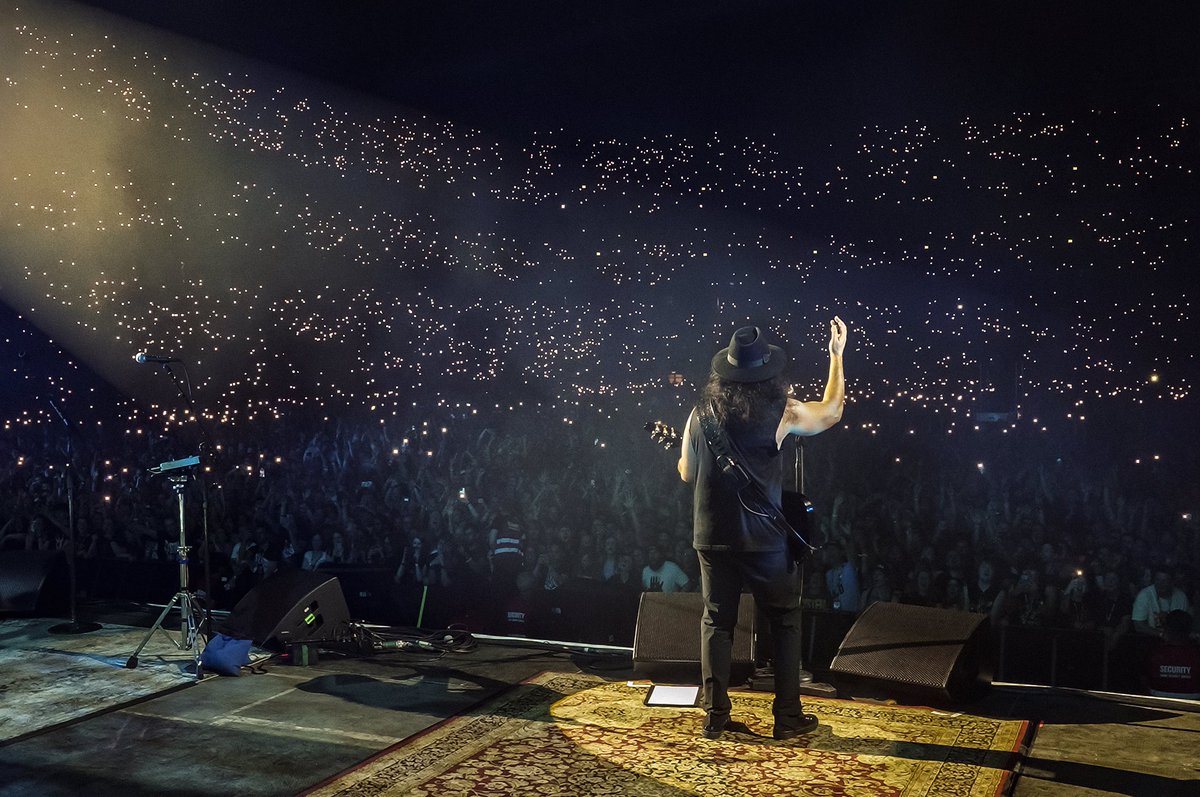 daronmalakian's tweet photo. Thank you so much for all the Bday love from around the world!! 

📷: Greg Watermann https://t.co/E6y2iZny2U