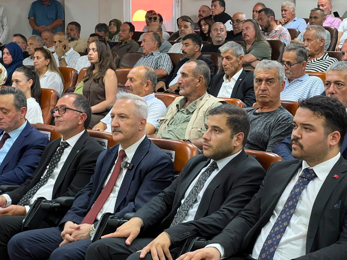 duzceocak's tweet photo. 📍 Akçakoca

Milliyetçi Hareket Partisi Genel Başkan Yardımcımız Sayın Ahmet Selim Yurdakul’un Divan Başkanlığında  gerçekleştirilen Milliyetçi Hareket Partisi Akçakoca İlçe Başkanlığımızın 15. Olağan Kongresine, İl Başkanımız Sayın Oğuzhan Coşkun öncülüğünde katılım sağladık.

Büyük bir coşku, birlik ve beraberlik içerisinde gerçekleştirilen Kongremiz teşkilatımıza hayırlı uğurlu olsun.
