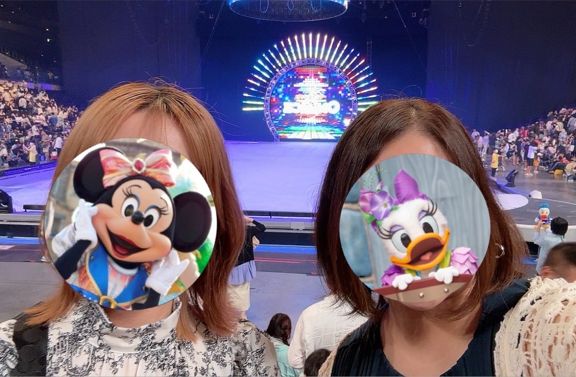 nbnb_oloq's tweet photo. 3年連続でディズニーオンアイス🥰
毎年恒例になりつつあるね💜

有明アリーナからの、
舞浜行ってボンヴォでお買い物して
のんびりお喋りしながらの🍻最高だった😛

アナハイムのお土産もありがとうー🥹💜
素敵な休日すぎた🥰 https://t.co/vOGDS98yGb