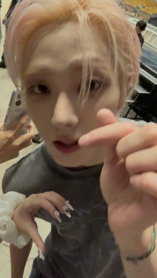 sunscentskies's tweet photo. 바보냥이 https://t.co/VQcBi1Lrna