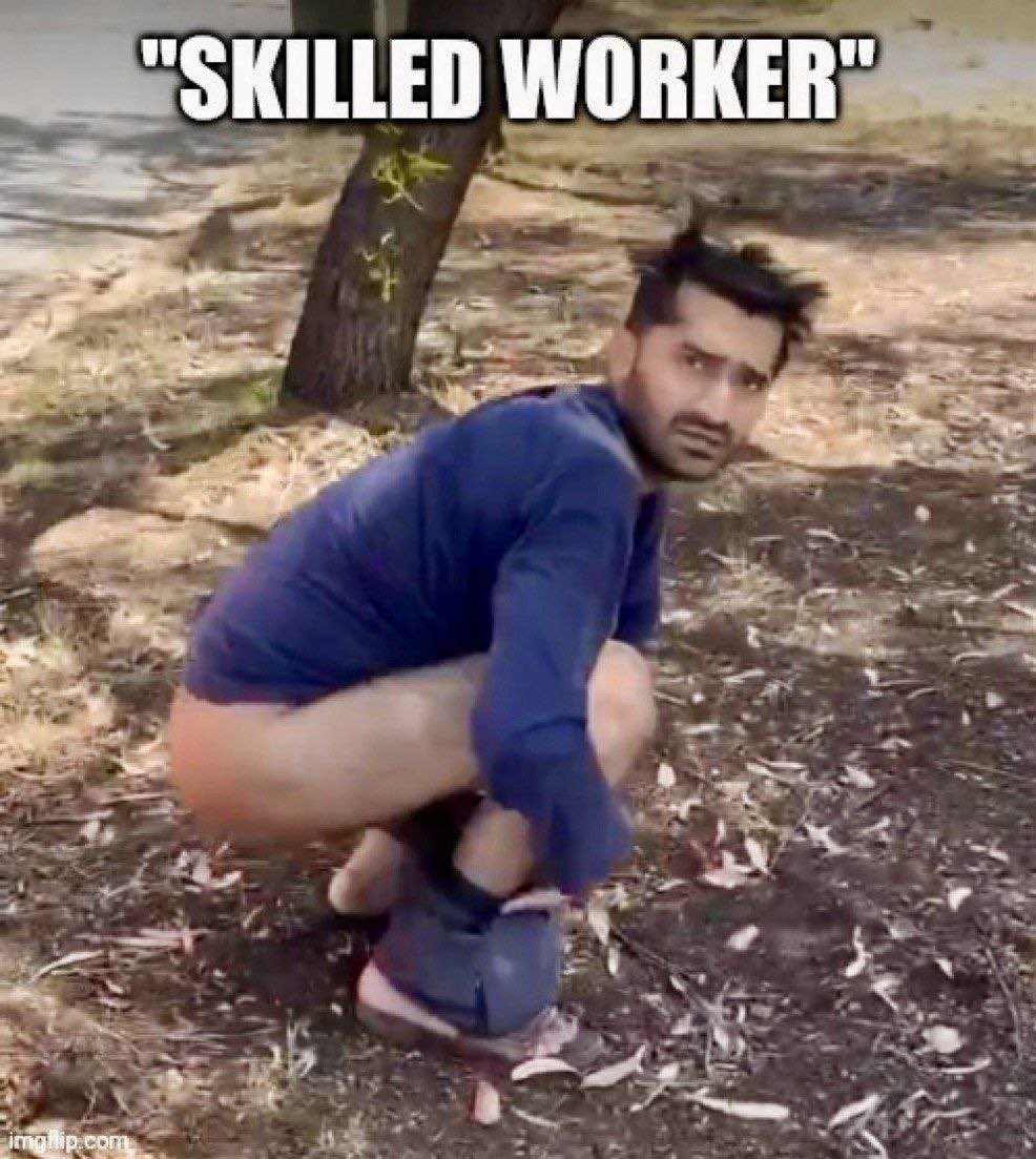 Poopjeets R Rеtards tweet media