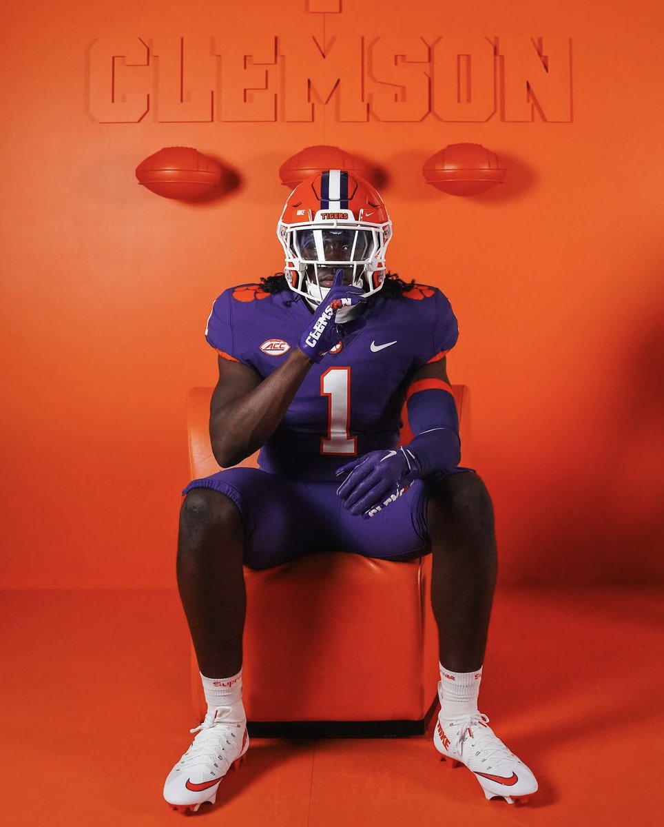 clemson_bias's tweet photo. https://t.co/rsGrhZzdkv