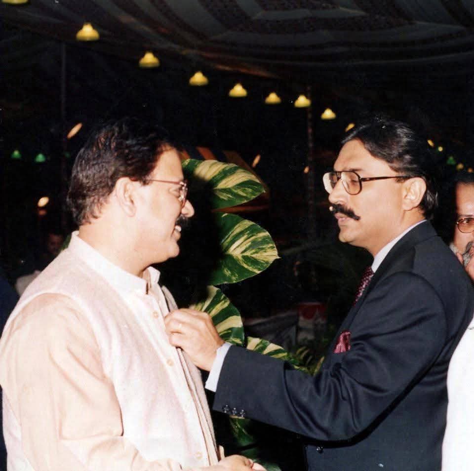 IramSindhu's tweet photo. Happy Birthday to the Legendary Personality of the Wassan Family, Manzoor Hussain Wassan! 
@HWassan @AAliZardari @FaryalTalpurPk @ABhuttoZardari @BBhuttoZardari https://t.co/vyGXKrIU2J