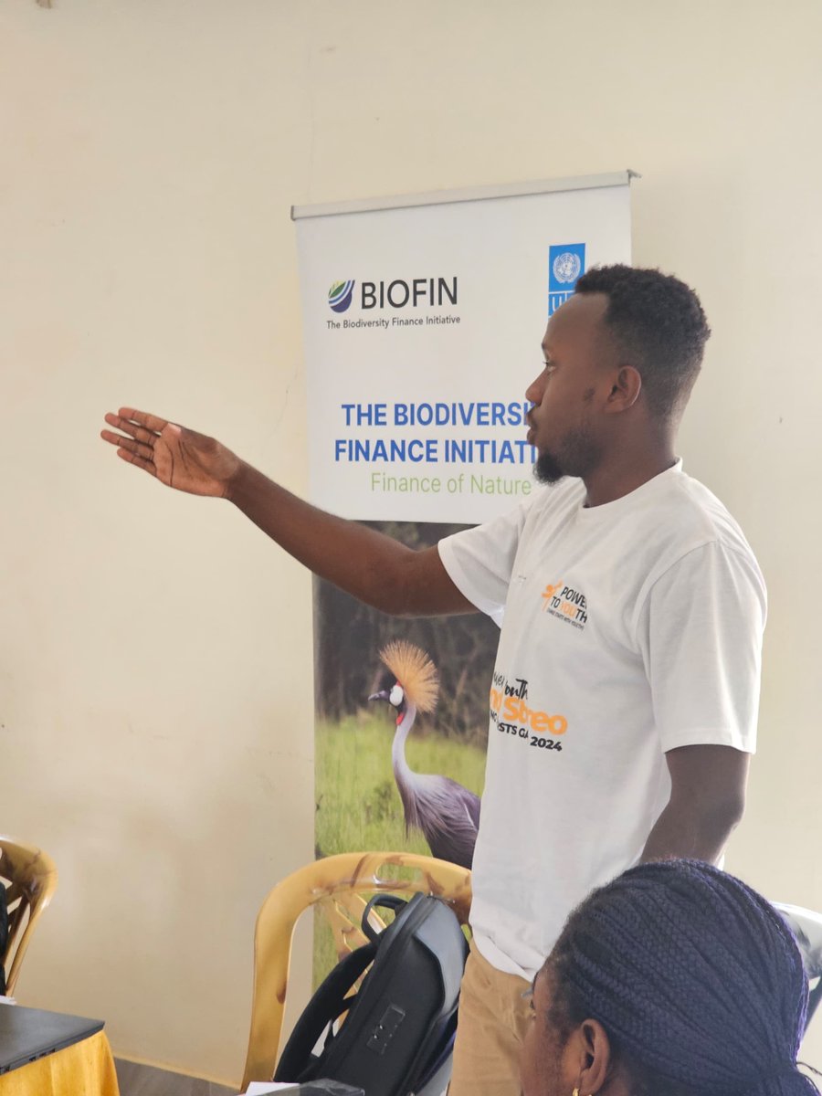 abdi_infinity's tweet photo. Day 1 of the Climate Consultation! 🌍
Great discussions on climate action, biodiversity, and the SDGs. Empowered to turn knowledge into action for our communities. Thank you, UNDP, for this valuable opportunity.
#ClimateAction #UNDP #SDGs #YouthForClimate #ClimateJustice 🌱 https://t.co/yjMECu0De8