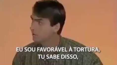 JFreiress_'s tweet photo. O Bolsonaro é favorável a tortura então ele tá bem nesse cativeiro. https://t.co/kp9gxC4UcQ
