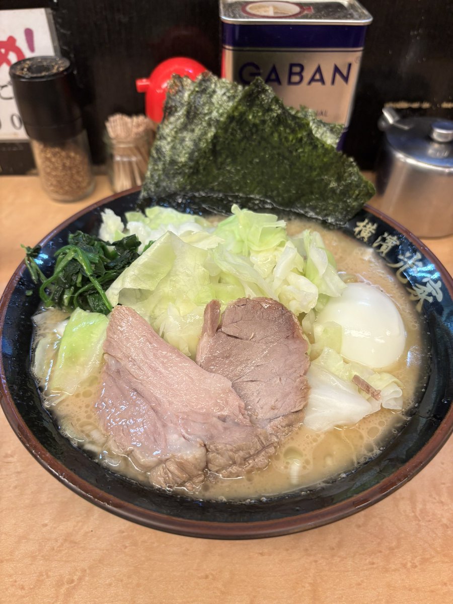 kcuem's tweet photo. 光家今年初めてかも？？
うまかったー😆
自由が丘の盆踊り大会も添えて
#光家 https://t.co/gaMpebJB8m