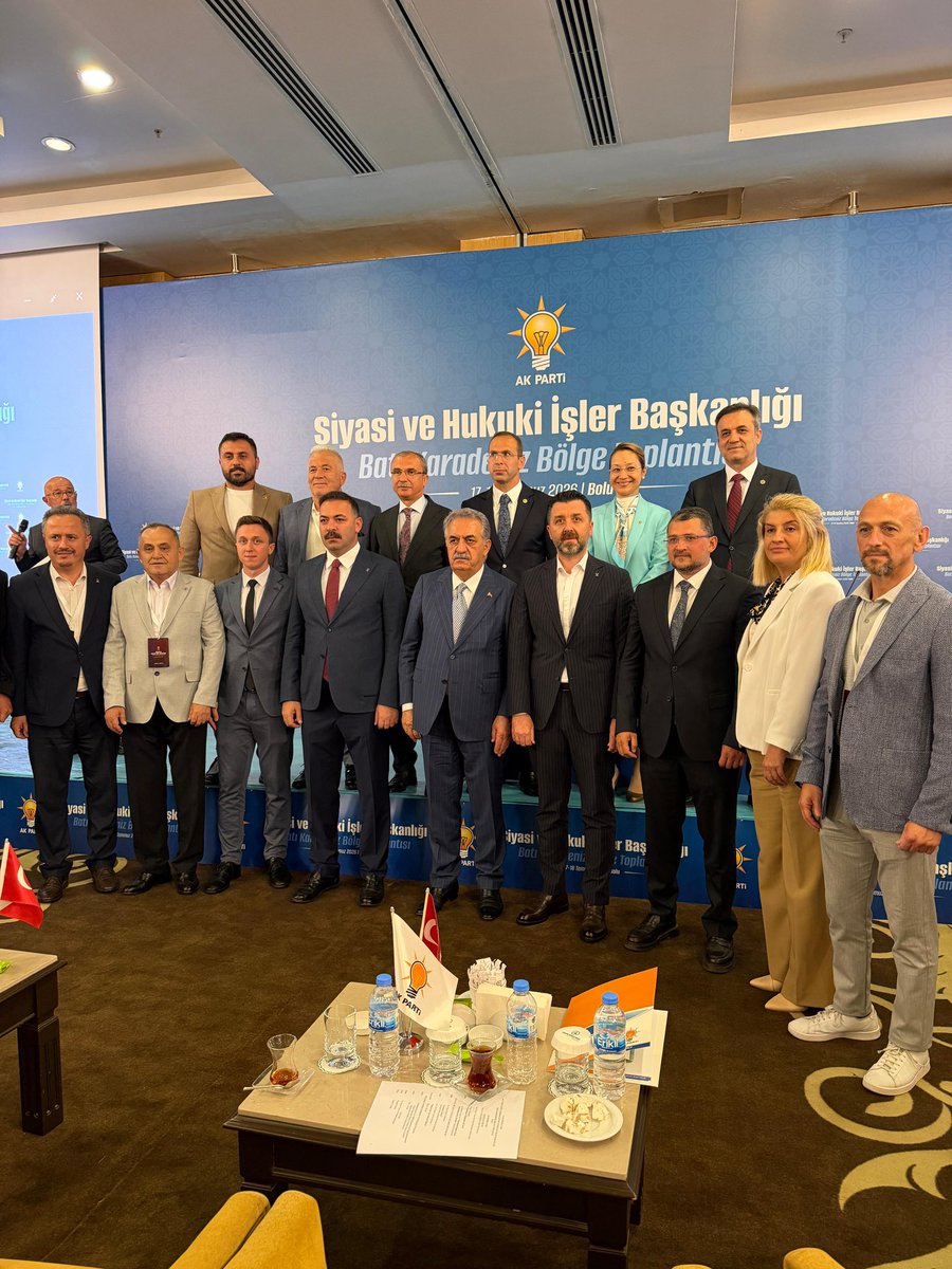 ak_kadin67's tweet photo. AK Parti Siyasi ve Hukuki İşler Başkanlığımız tarafından düzenlenen Batı Karadeniz Bölge Toplantısı’na, İl Siyasi ve Hukuki İşler Birim Başkanımız Şennur Danış katılım sağladı.

@TulaySayili https://t.co/luZu3WmYdF