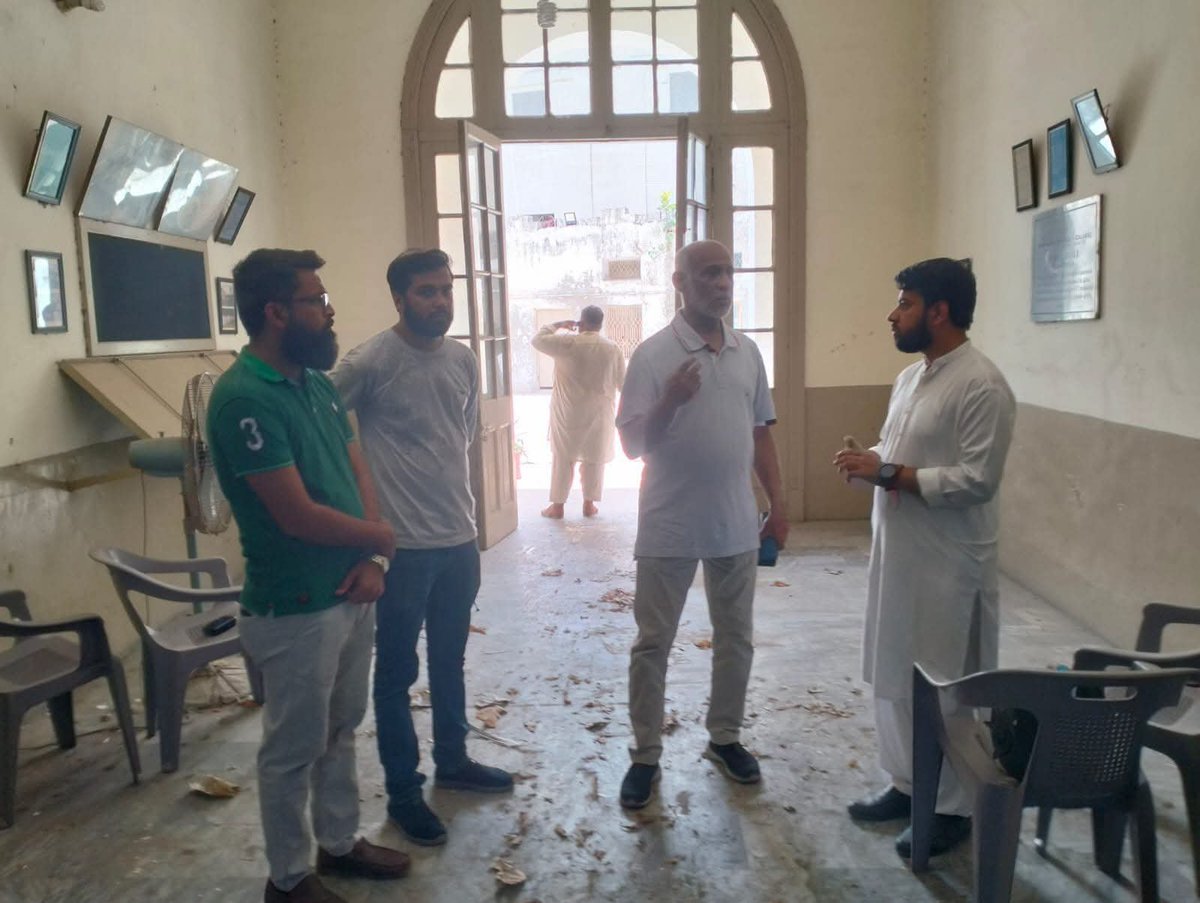 PWCAuthority_'s tweet photo. DG WCLA, Mr. Najmussaqib, visited Ewing Hall, Neela Gumbad, and Newton Hall to review the current condition of these historic heritage sites and assess ongoing preservation efforts. 

#wcla #walledcitylahoreauthority #heritageconservation @GovtofPunjabPK @SMUReforms @Marriyum_A https://t.co/98xDXcqy1y
