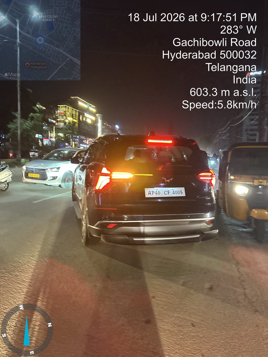 saivarma_5's tweet photo. This guy literally stopped his car on narrow road despite the whole road blocked still this guy chose to ignore everyone and what was even more wrong is he literally drove his car in wrong side just to save some fuel. @HYDTP @CYBTRAFFIC Please teach a lesson for people like him https://t.co/3Ph5GGsLFf