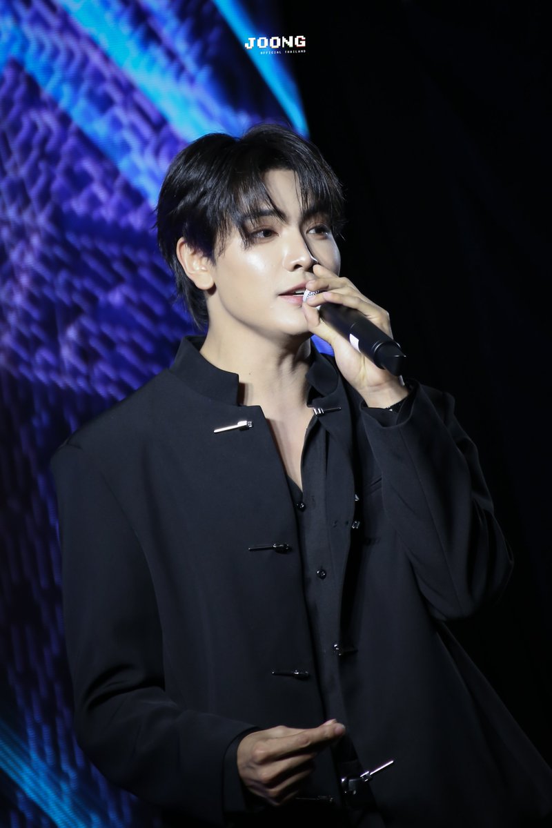 JoongOfficialTH's tweet photo. วันนี้คนไปหาเยอะมาก แฮปปี้สุดๆเลย

JOONGDUNK URANUS IN CBI

@ChenRcj #จุงอาเชน #JoongArchen 
#UranusClinicxJoongDunk https://t.co/r1bE5lLM7I