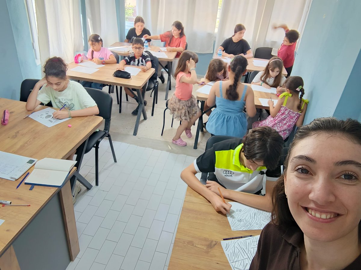 defnehalkmeclis's tweet photo. Çocuklarla Resim atölyemiz başlamıştır. Emeği geçen herkese teşekkür ederiz. https://t.co/DxNMO9ZIcp
