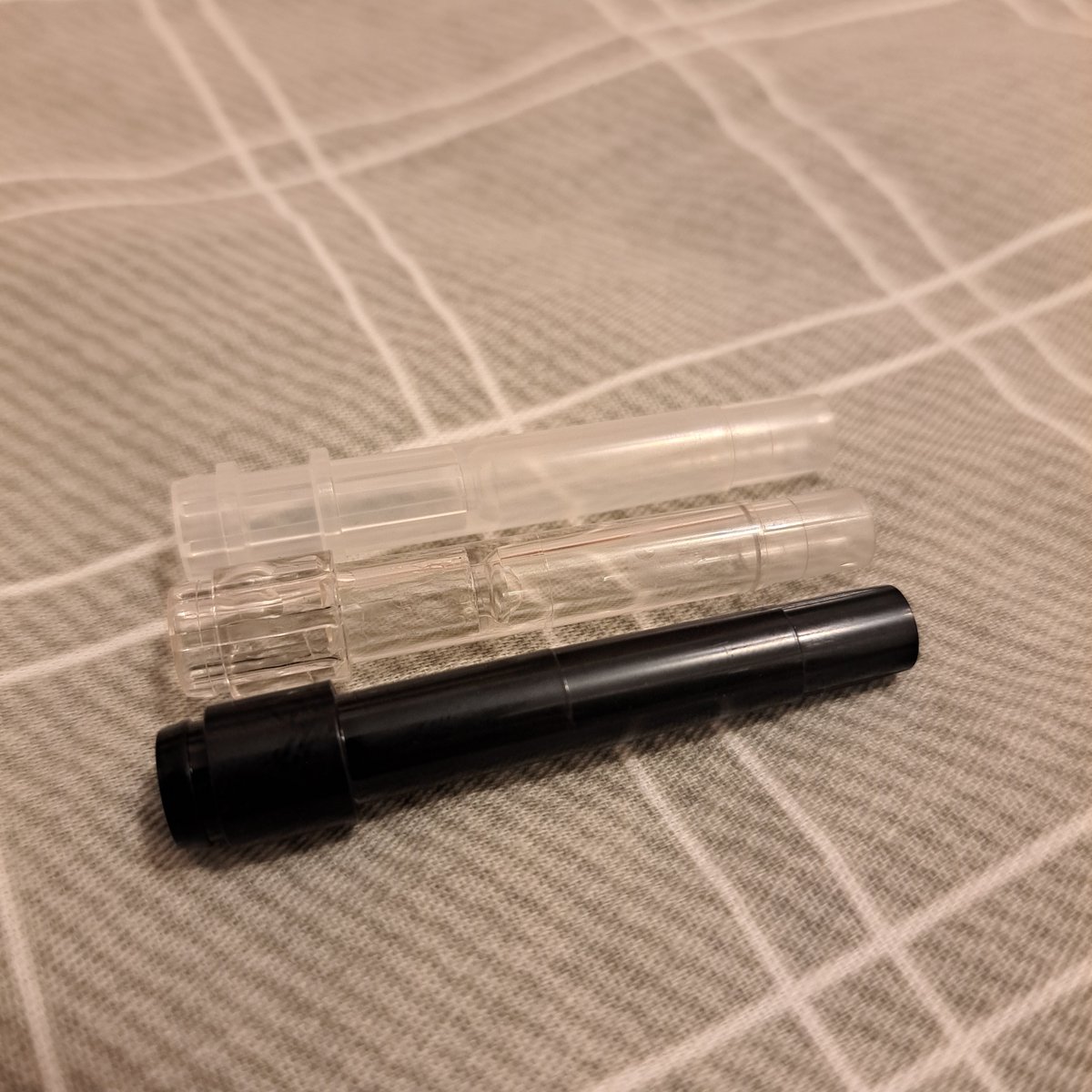 TwpsHerenz's tweet photo. different versions of what’s inside dr.grip barrels https://t.co/FnbwKdy65N