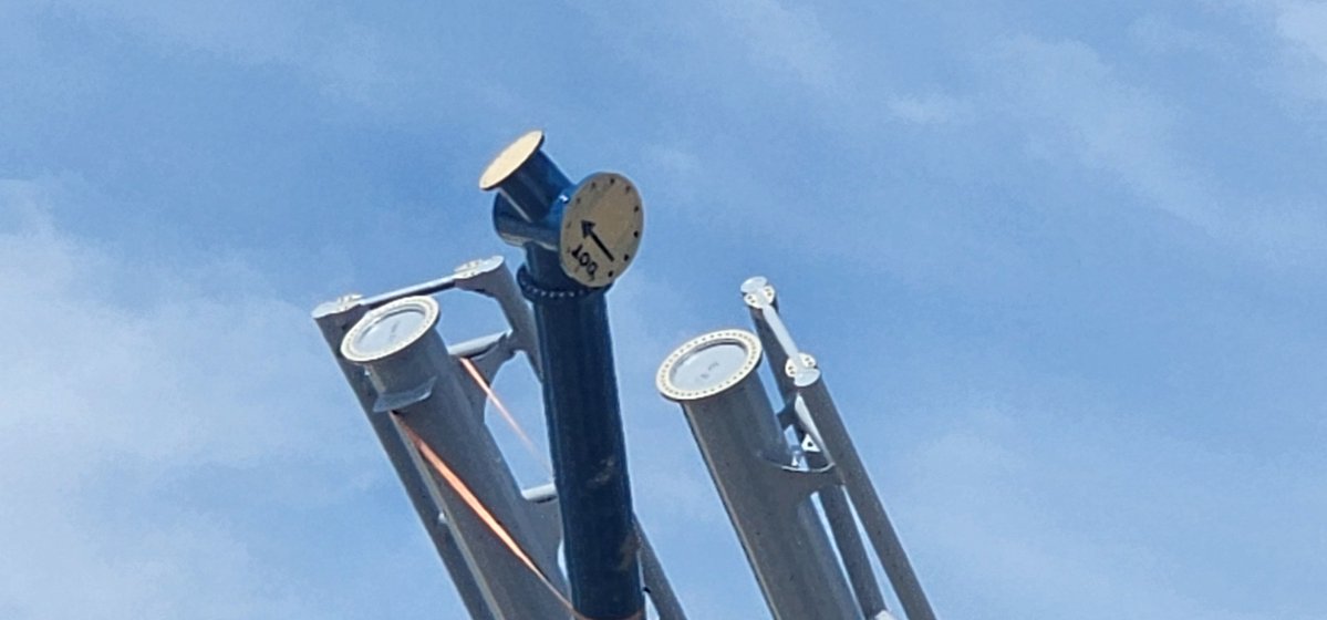 Coasterwolf0108's tweet photo. Pt.2

1. Giant support structure with brand new columns support

2. Zoomed in close look of thr new column support with the D.O.T on it, looks like is going to be a wave turn or a stall invert 

3. Brand new column supports on the left side of the music Stage

4. Overview stage https://t.co/kx9QhZRmU0