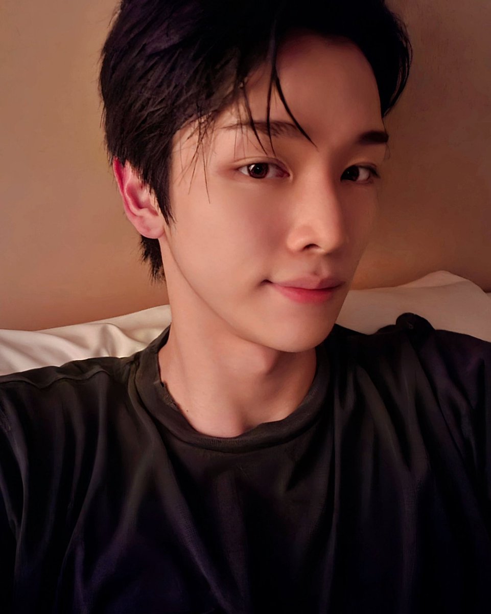 inyraunaj's tweet photo. นอนแล้วครับ คิดถึงนะ https://t.co/qZ7AKR358e