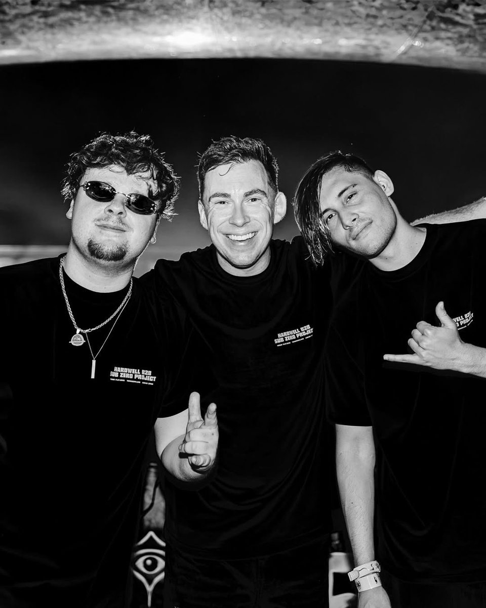 Festseasonmedia's tweet photo. • ‘Judgement Day’
• ‘Brace For Impact’
• 4444 OF A KIND x Hardwell
• b2b at Tomorrowland
• […]

(📸 via @HARDWELL, @sub_zeroproject) https://t.co/zISRwHuNwM