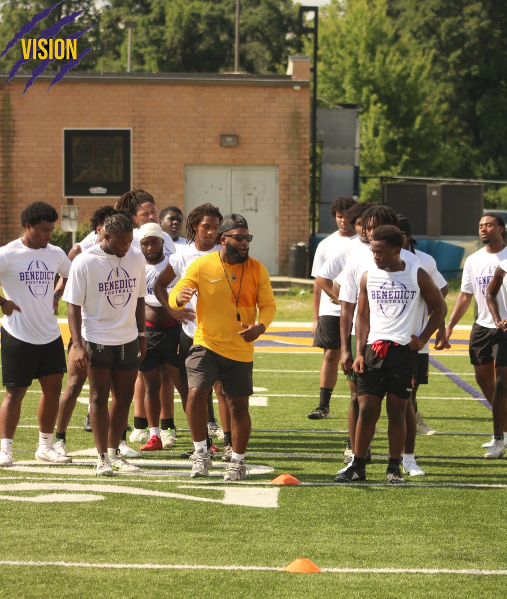 GoTigers_FB's tweet photo. Ron Dickerson Jr.  Elite football camp recap #2 https://t.co/3osflnoxLm