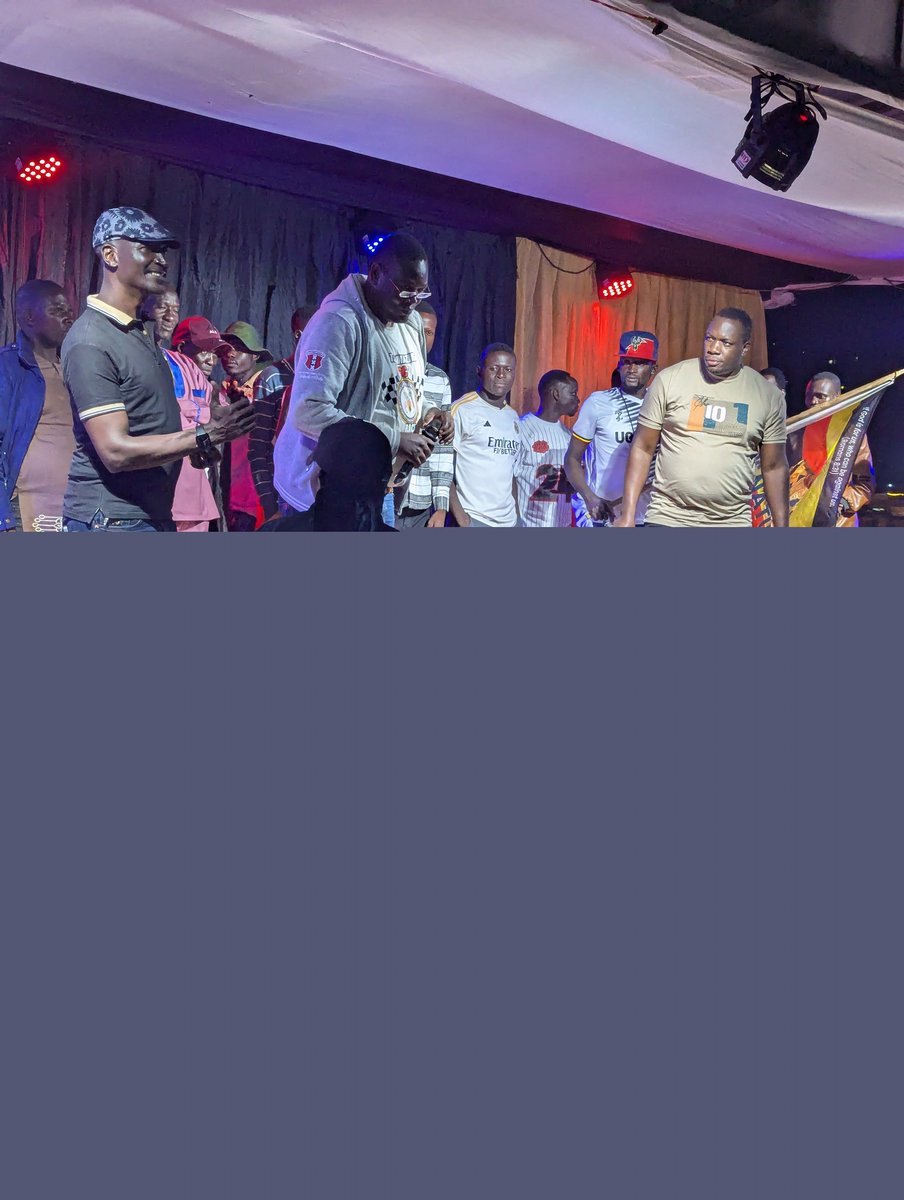 OJAXFA's tweet photo. Thank you hon @OroneDerrick 
For follow 
Just know I'm your fun 
It will be great if I got picture with you one day https://t.co/335QnT8SCF