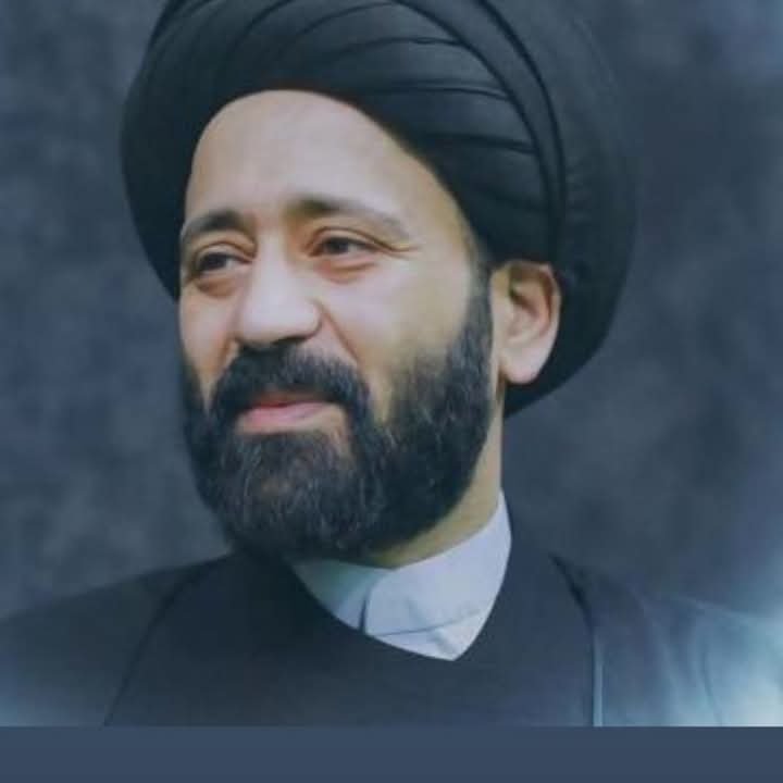 alsafi_husien's tweet photo. والله لو تشوف غير شغله غير الخطابة 
اشرف لكم بهوايه

اكو واحد بيهم عام ٢٠١٤ اجه للناصرية أخذ من مجموعة شباب من كل واحد دفترين وعينهم بالتربية ثاني يوم راح لبغداد جاب لهم أمر وزاري بالتعيين،،  وبعد يومين اشترى بيت وتزوج هناك ....

المهم 
عشرات الخطباء لا درسوا بالحوزة ولا بطيخ وحتى لو درس سنة وحده حتى الناس تكول عنه درس بالحوزة او دارس في بعض المدارس المشبوهة ...

انت تدري السفير البريطاني في سلطنة عُمان
قال لشخص قبل كم عام
نحن بالعراق أكملها كل شيء منتظرين موت السيستاني فقط
محضرين مراجع ورجال دين وخطباء و منشدين كلهم احنه دربناهم على كل شيء

لذلك تشوف خطاباتهم تفتقر الى اي بحث علمي 
لذلك يلجأ الى شيء سياسي او اجتماعي
لكي يداعب مشاعر المتلقي 
وكذلك الخطاب الشعبوي يكوي اكثر طشه وبسرعه يوصل

بالإضافة إلى ذلك
لديهم جيوش الإلكترونية
تروج لهم وتدعمهم لكي يسطع نجمهم ويكون ذات تأثير على الشارع ........

المهم 
أنت ذكي مو كل واحد تشوفه لابس عمامه هو رجل دين حقيقي انما يكون مزروع والدفع من الخارج بالمليارات 

مره من المرات
ايران مسكوا رجل دين عمل ،،، بعد التحقيق اعترف 
قال لهم ذهبت إلى الزيارة الاربعينية بالعراق ، وأقمت  لمدة اسبوع في احد الحسينيات وفيها رجال دين كثرة ، وهم من جندوني واعطوني أموال وعلموني العمل وسلموني موبايل للتواصل لكونه مشفر .......

نحن بزمن الفتنة 
انتبه ولا تكون ضحية