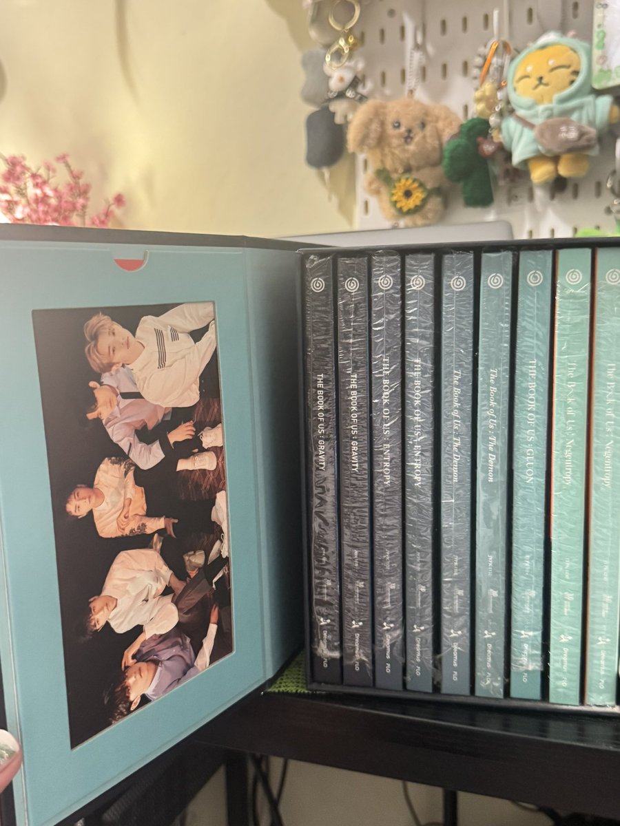 dabbyshinpark's tweet photo. wts lfb ph

DAY6 The Book Of Us Set — ₱5,500
- Box + Complete Postcard Set
- 2 signed albums (5 member sign) Gravity and Entropy

rfs: downsizing

~ payo
📍san mateo, rizal
📦 sdd, j&amp;t, meetup: san mateo/marikina

t. sungjin young k wonpil dowoon jae gluon the demon negentropy https://t.co/jKjwYD12Yu