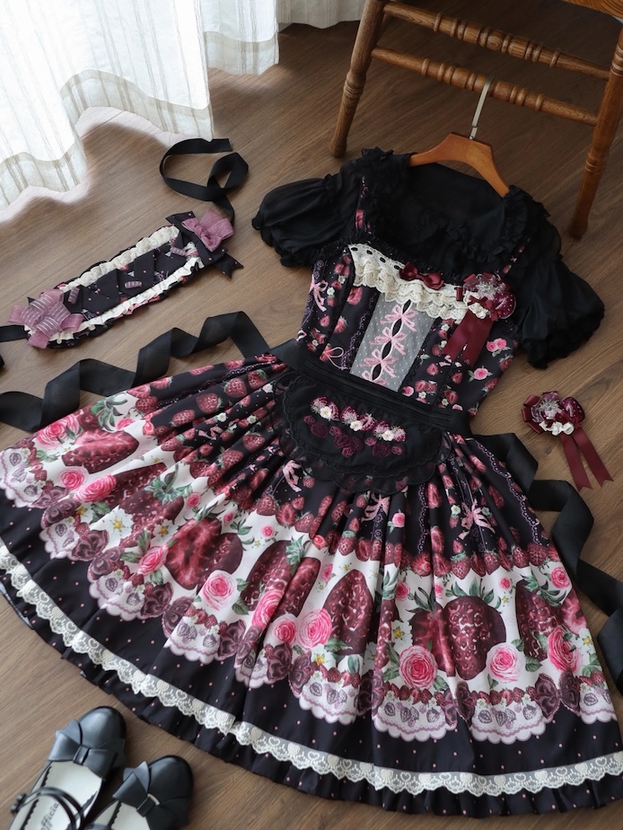 clobbaonline's tweet photo. Whispering Isle Rotten Berry Blouse JSK and OP Reservation Reminder(2 Colours)
https://t.co/X46HO1Xcr1 https://t.co/8jyETEYqQl