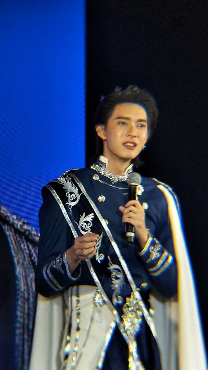 Chichaivy's tweet photo. พี่อย่าร้องงง ผมร้องตามเลย🥲

#23DegreeOfPOOHParty #ppoohkt #PooHHooPers #BabeHooPers https://t.co/RSDsiM73rZ