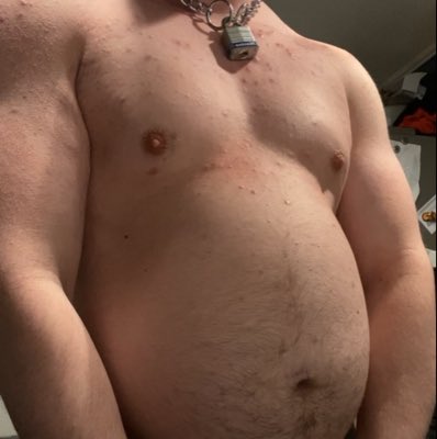 BigBellyBoy06's tweet photo. #NewProfilePic 🐷💪🏻 https://t.co/GRtpQd3sdf