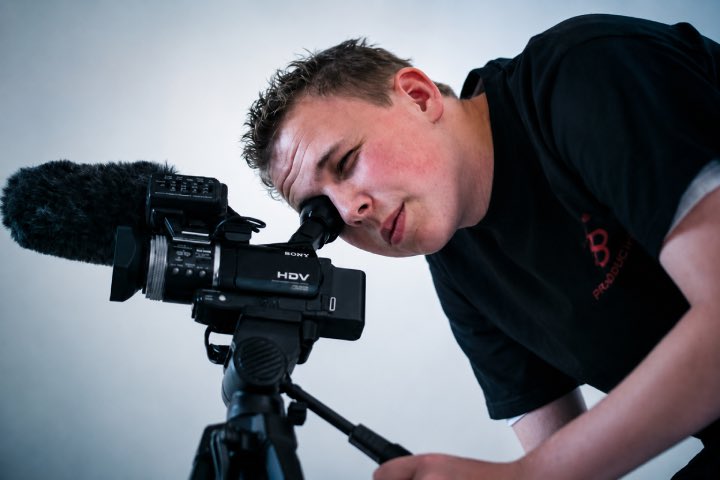 FramedByDarren's tweet photo. Looking back at where it all started. Every camera, every project and every experience has helped shape the filmmaker I am today. Excited for what's next. ๐ฅ
#Cinematographer #CameraOperator #Filmmaking #FilmProduction #BehindTheScenes #Storytelling https://t.co/BKvllP3FXv