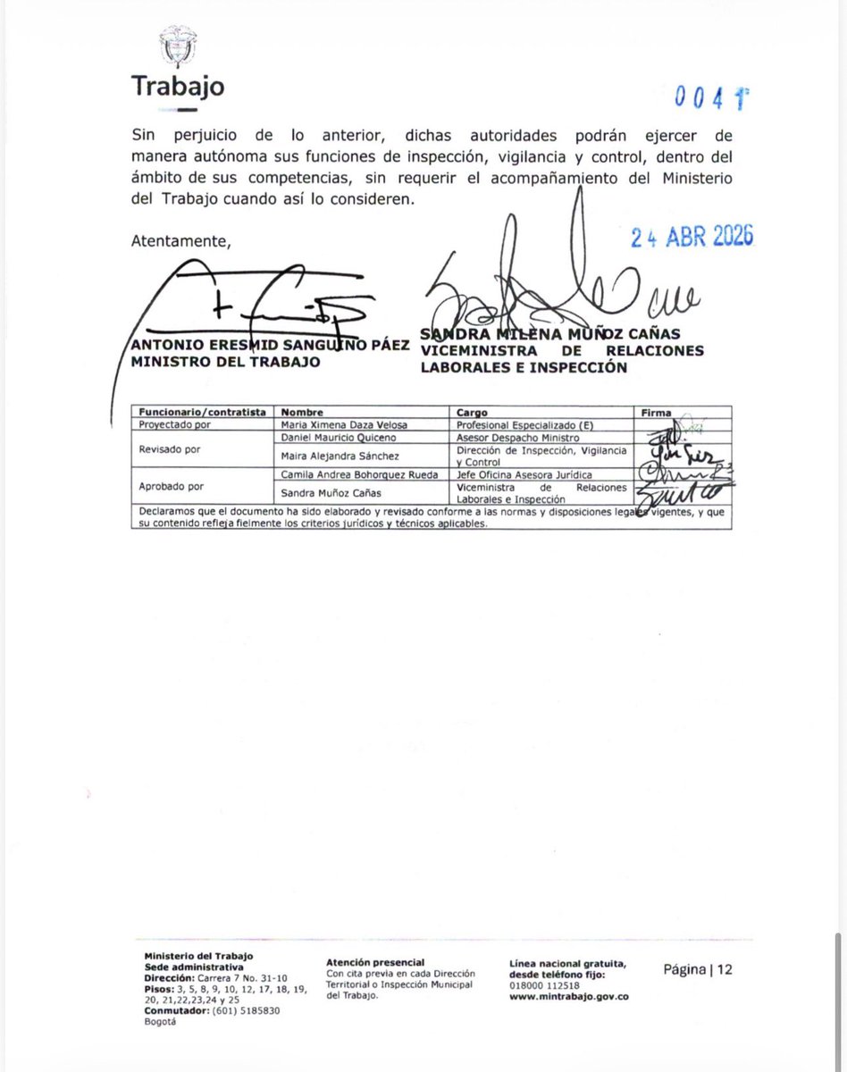 AntonioSanguino's tweet photo. 🚨 ¡La verdad y las pruebas por delante!

El secretario de Seguridad de Bogotá, @Cesarrestrepof, miente. Exijo su rectificación inmediata ante la ciudadanía y la opinión pública.

Las afirmaciones del funcionario de la administración de @CarlosFGalan en @CaracolRadio desconocen hechos documentados y plenamente verificables sobre la labor de @MintrabajoCol. Es absolutamente FALSO que el Ministerio no haya brindado herramientas para enfrentar el uso fraudulento de los llamados “falsos sindicatos”.

Nuestro trabajo no se quedó en discursos; está respaldado por actuaciones oficiales:

1️⃣ SÍ expedimos la Circular 0041 del 24 de abril de 2026, mediante la cual impartimos lineamientos claros para el desarrollo de las visitas de inspección a establecimientos con actividades económicas abiertas al público. Allí se definieron criterios técnicos y jurídicos, protocolos de actuación, coordinación institucional, protección de derechos fundamentales y articulación con las autoridades competentes.

2️⃣ SÍ socializamos esos lineamientos con las entidades competentes. Existe una circular oficial remitida por @MintrabajoCol a la Secretaría Distrital de Seguridad, Convivencia y Justicia, a la Procuraduría General de la Nación, a la Personería Distrital de Bogotá y a otras autoridades, solicitando expresamente su conocimiento y coordinación para las actuaciones de inspección.

3️⃣ SÍ pasamos de las palabras a los hechos. @MintrabajoCol ha participado activamente en múltiples operativos de inspección en Bogotá, actuando de manera articulada con las autoridades competentes y bajo los lineamientos previamente establecidos.

Los hechos son contundentes: hubo lineamientos, hubo socialización institucional y ha existido coordinación operativa.