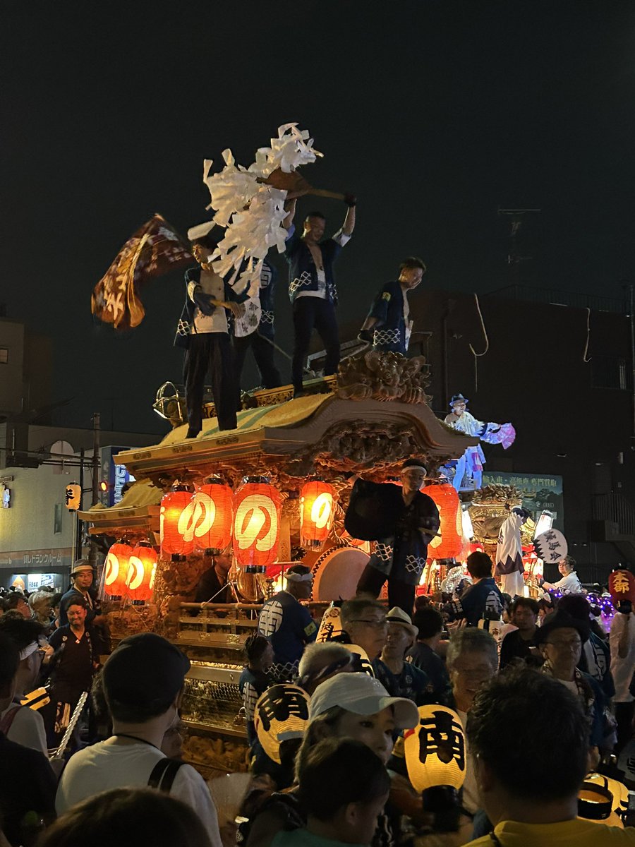 IIIJSB_YK's tweet photo. 今年もしっかり九町合同曳行見に行きました
やっぱり杭全の祭りはいつ見ても面白い https://t.co/bHDOtwevrk