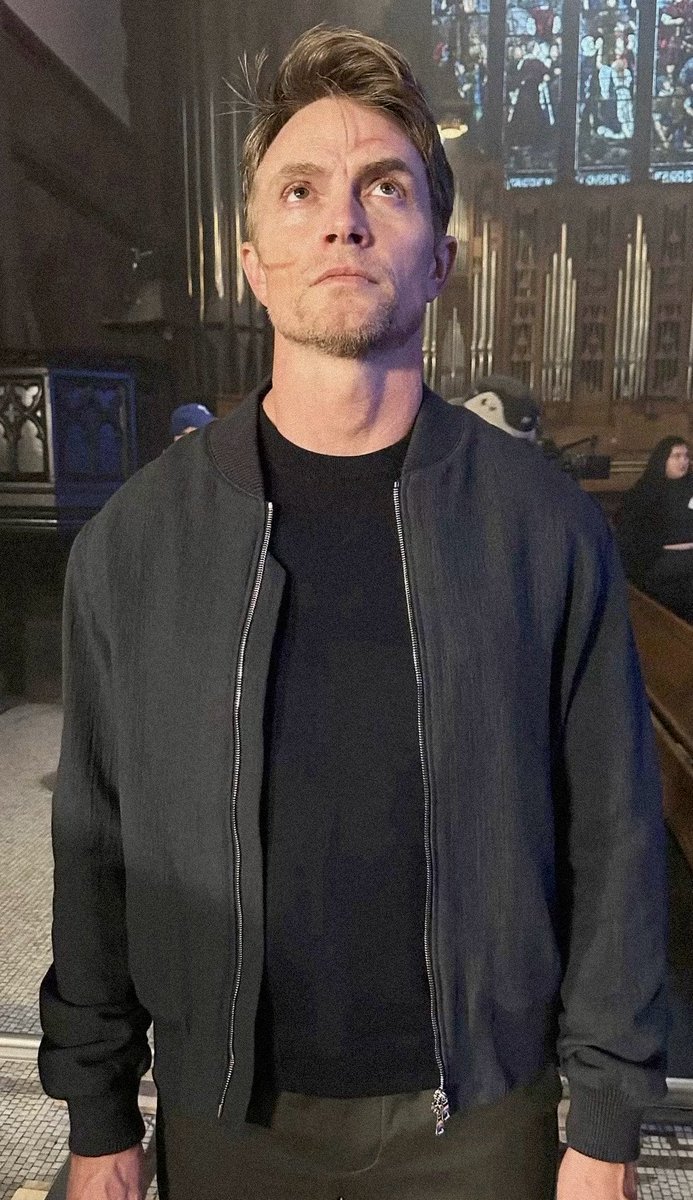 xrimsondex's tweet photo. petition to keep dex in this fit indefinitely https://t.co/DdTeXNeFFe