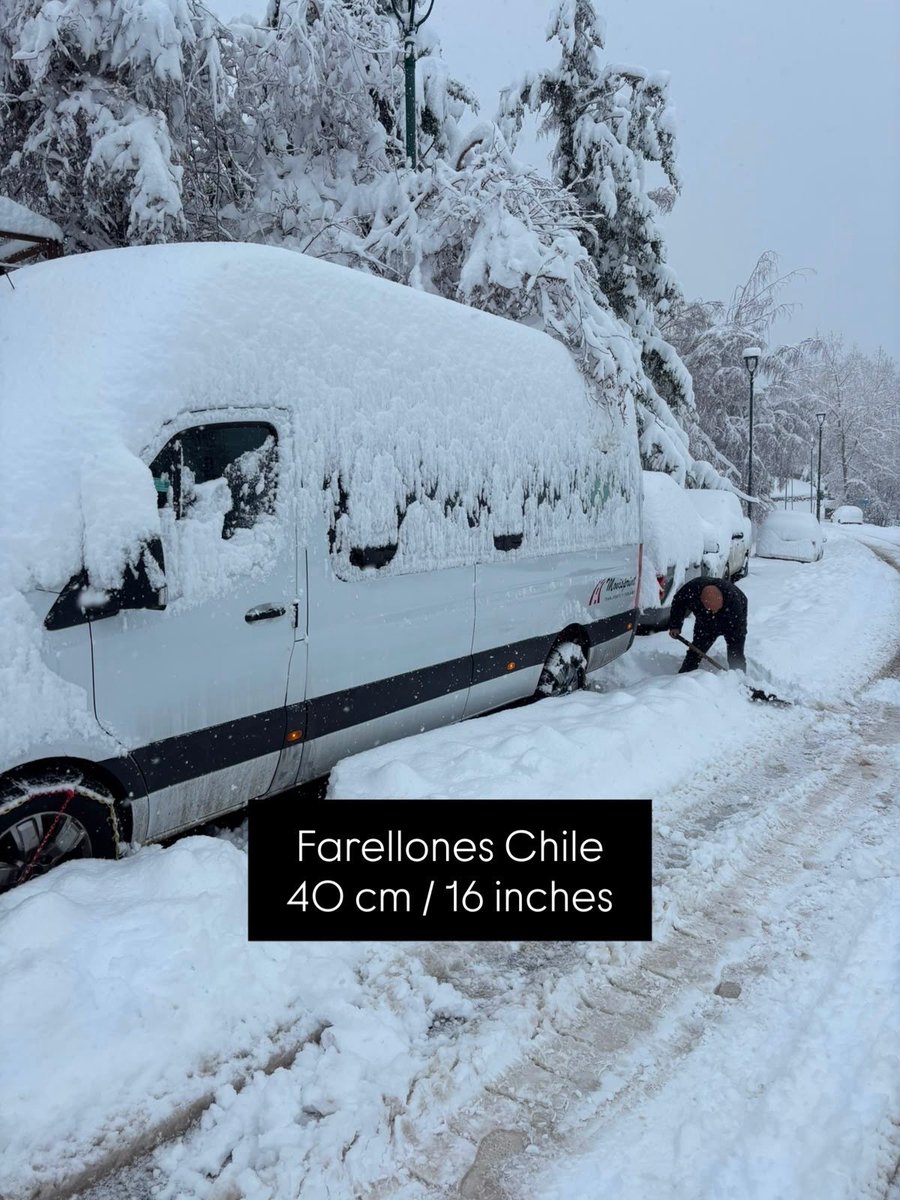 irene_makarenko's tweet photo. July 17_7⃣
Climate Awareness🚩
❄️Snowfall in the Farellones area, Santiago, #Chile🇨🇱
🌊Flooding in the Arauco commune, Bio-Bio region 🇨🇱
🌊Severe storm in the municipality of Corral, Los Ríos 🇨🇱
��Large-scale fire in the municipality of Lier, #Norway🇳🇴
#ClimateEmergency #Science https://t.co/BxQZ38DmCk