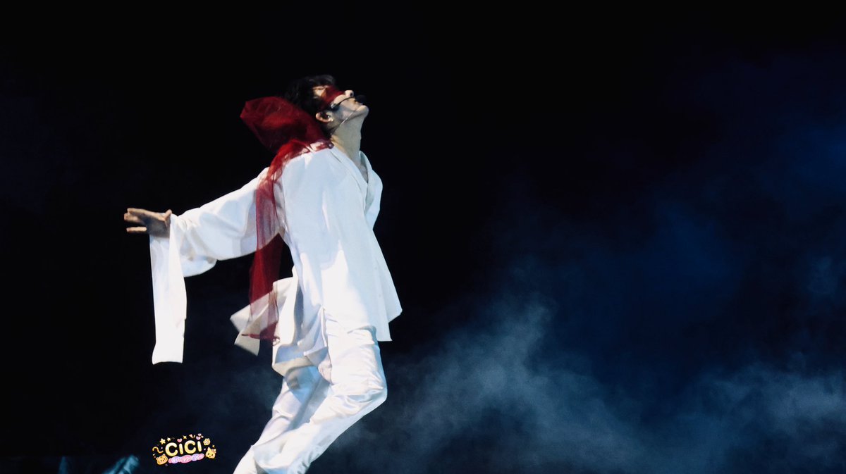 TrendforSanta's tweet photo. santa, the performer that you are~

PERTHSANTA ONE TASTE

#PerthSantaConcertD1
#Santapp https://t.co/jC0YbfBANn