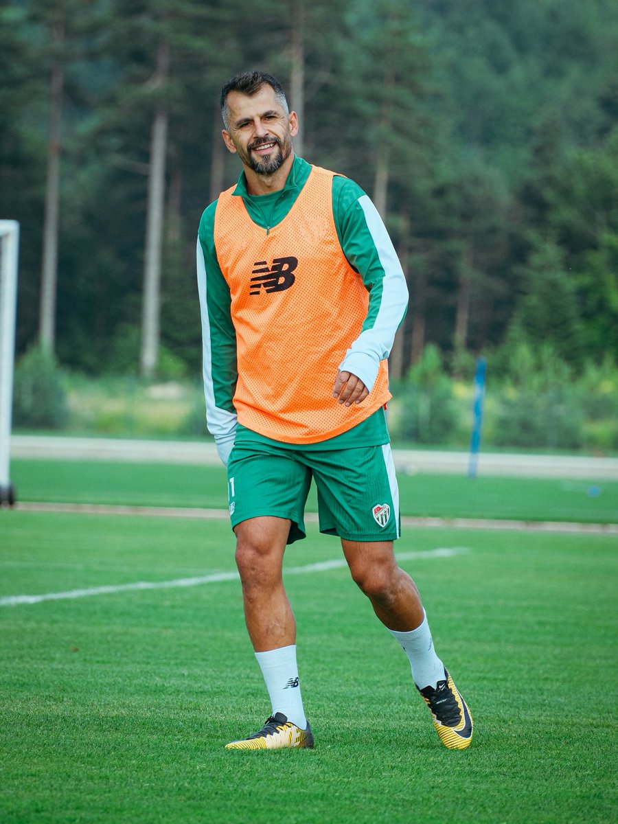 BursasporSk's tweet photo. Düzce kampımız başladı 💪🐊 https://t.co/3CNYWTppy7