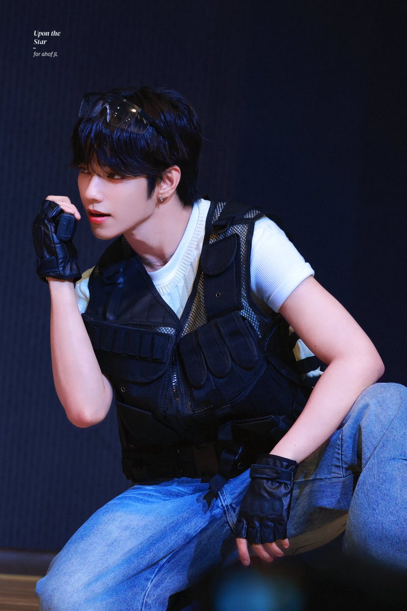 upts_JL's tweet photo. 260718 팬싸

#AHOF           #아홉           
#JL #제이엘 https://t.co/mc8LW7FTnM
