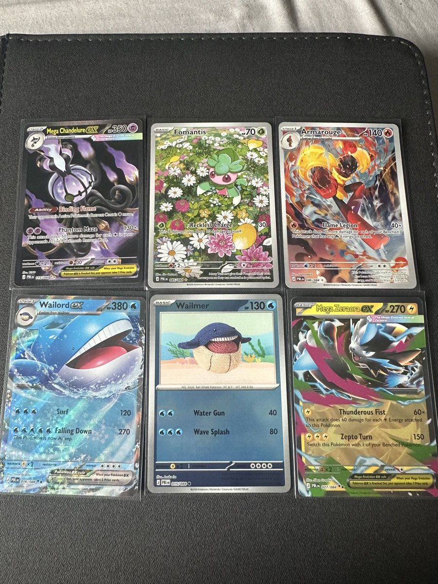 JLC2405's tweet photo. @PBSTUK Not terrible from a booster bundle and 3 loose packs ( honorable mention crochet wailmer) https://t.co/KNY1ejr37k