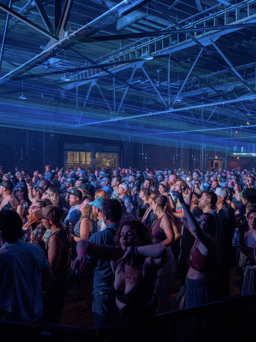 STS9 tweet media