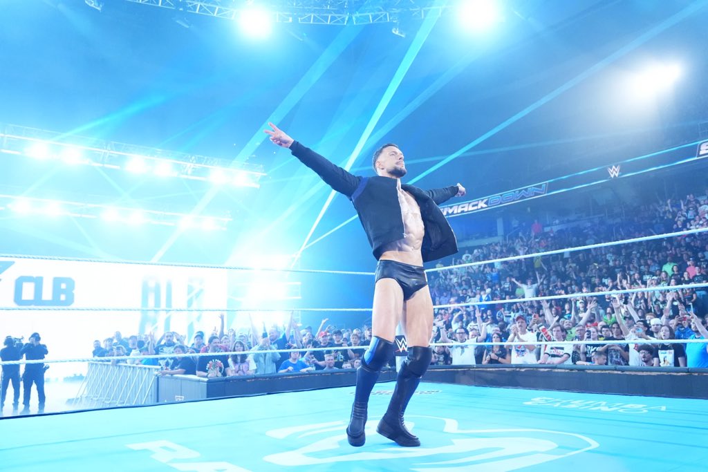 Finn Bálor tweet media