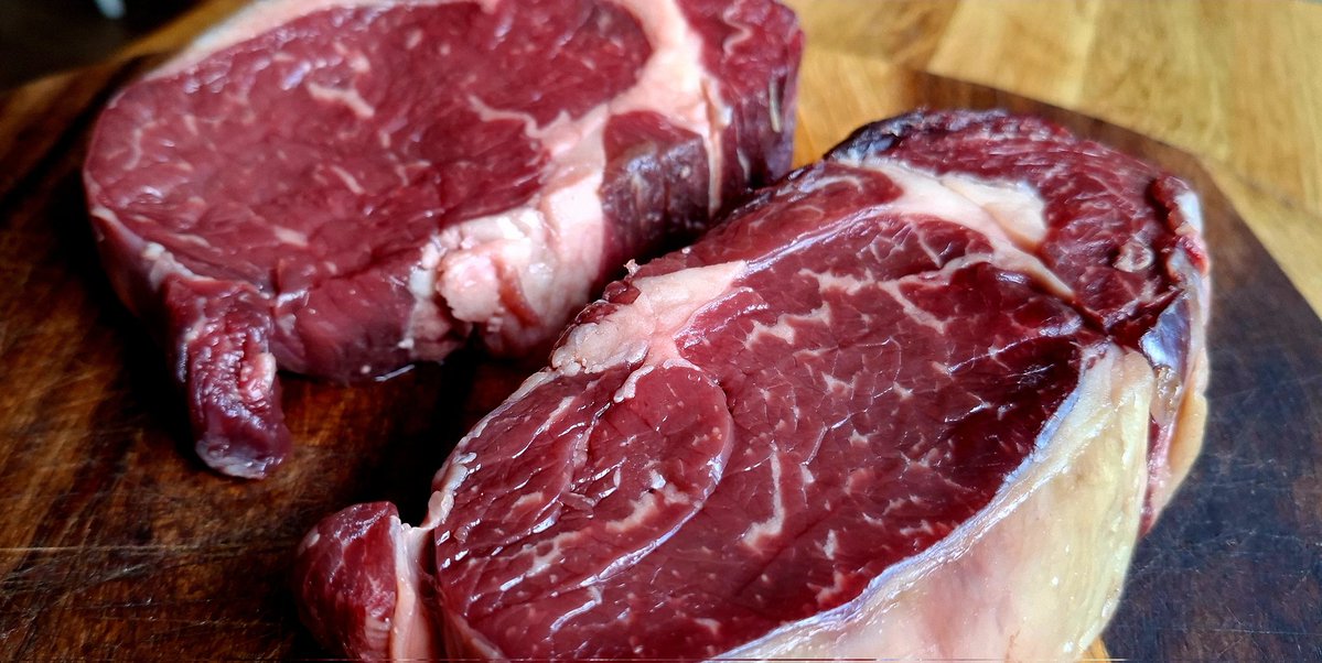Ivycottagebaker's tweet photo. Local butcher rib eye, not cheap but far superior to anything from the supermarket.
#supportyourlocalbutcher #supportsmallabbatoirs #supportfarmers #buybritish
#eatmoremeat https://t.co/og80qHLceN