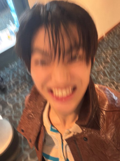 kiunwho's tweet photo. he’s so crazy 🤪 https://t.co/ZTR4qzH6q7