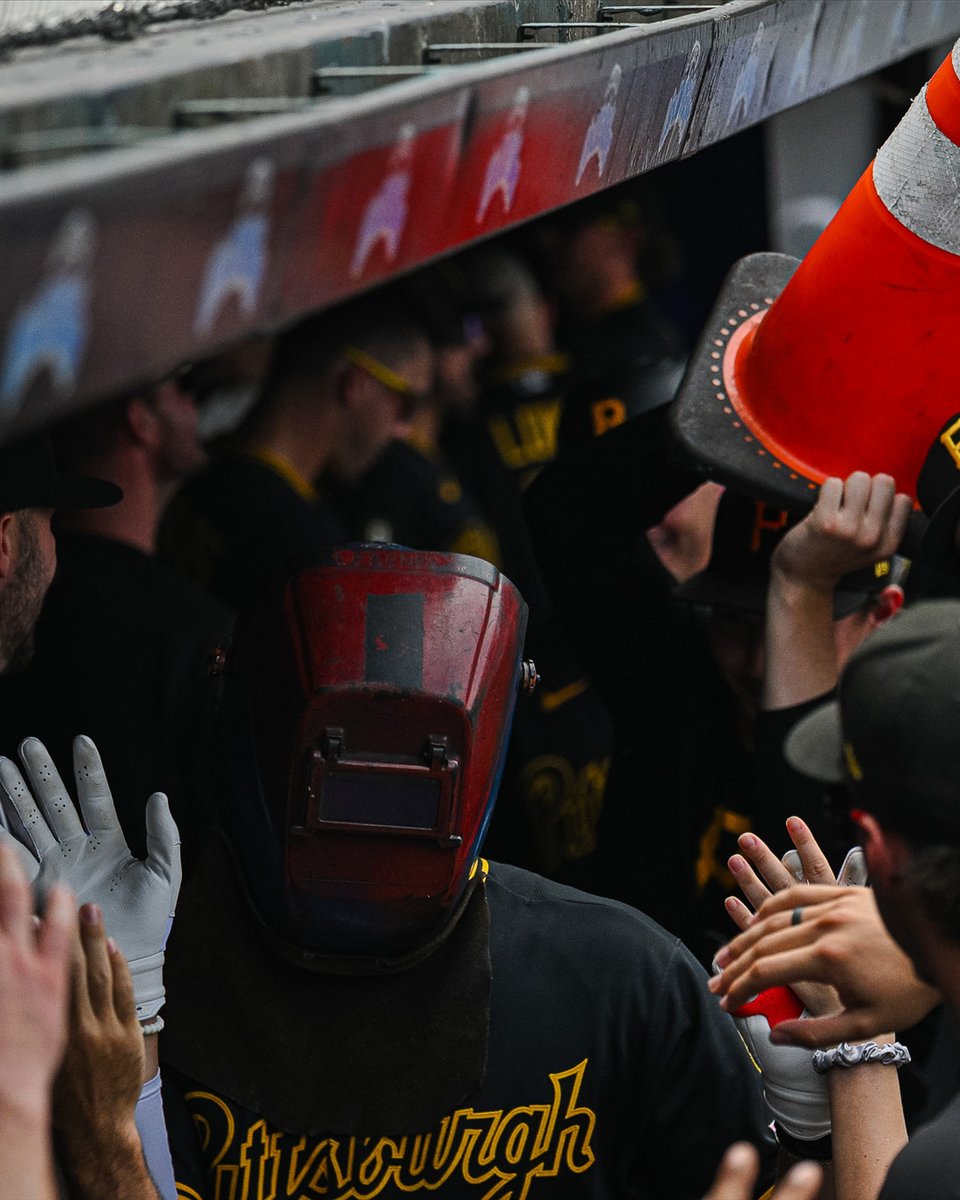 Pirates's tweet photo. Jacob Gonzalez, meet the welder's helmet. 🤝 https://t.co/X0abVbVuNd