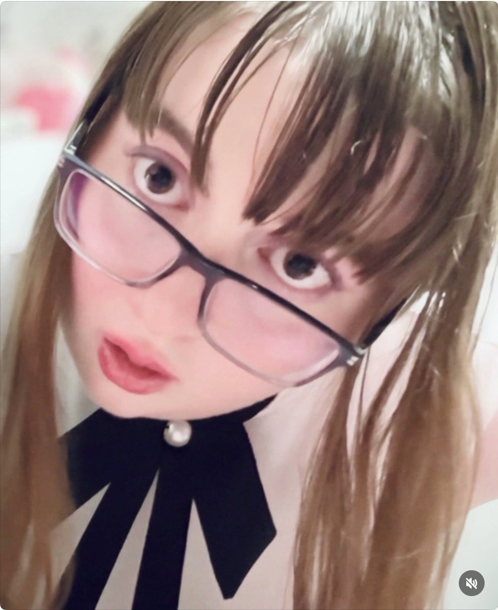 MOMOTAROCHAIN's tweet photo. Makeup look for the day!
#makeup #feminine #cute #roundface #cosplay https://t.co/QTXhmRcATK
