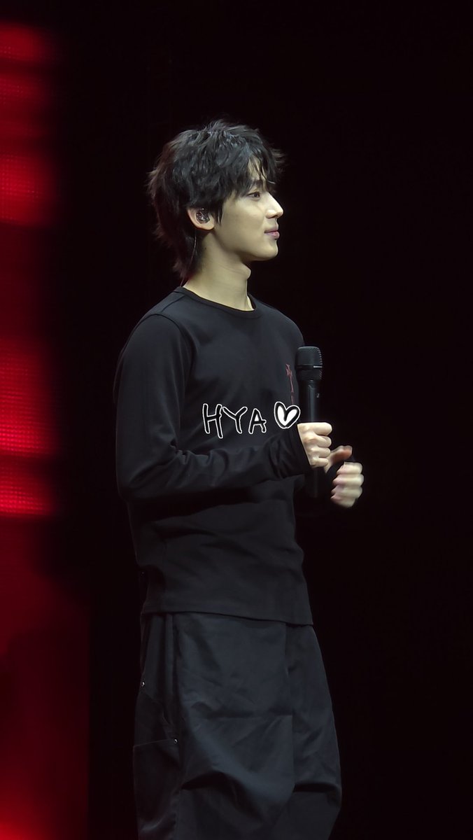 TeacherHya's tweet photo. No edit is needed. Just put watermark and shoot. That's just how beautiful he is. 😎

SUNOO
#EN_WORLDTOUR_BLOODSAGA #BLOODSAGA_IN_US #BLOODSAGA_IN_DALLAS https://t.co/8O9XzDDtv8