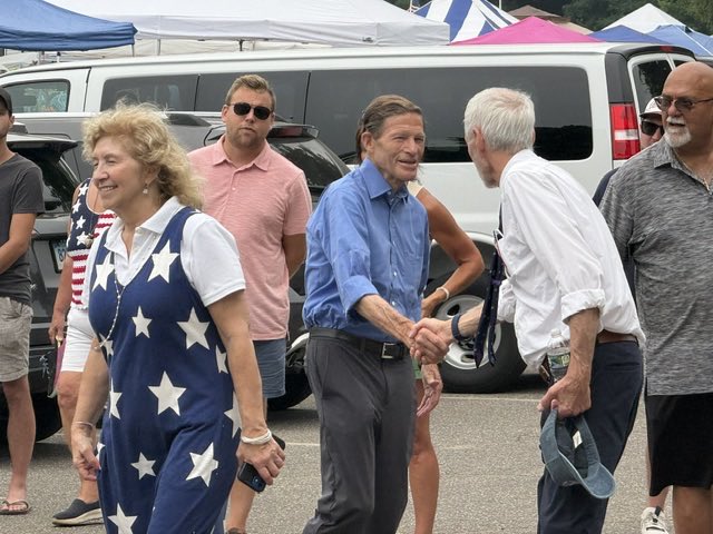 Richard Blumenthal tweet media
