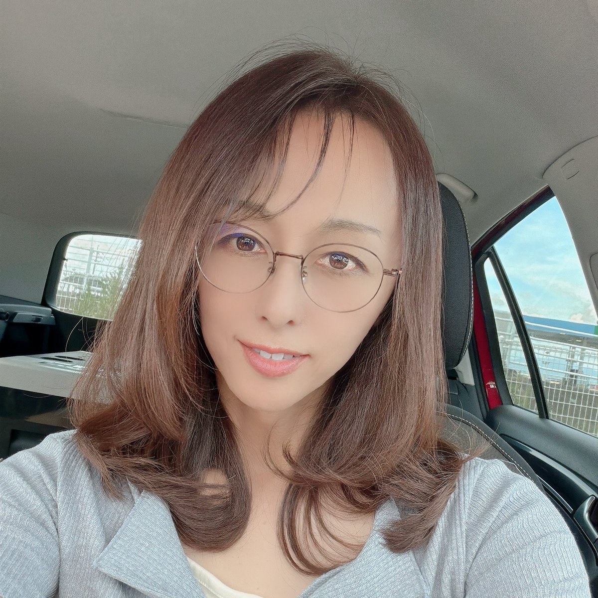 fujinohitomi's tweet photo. こちらはエフェクト抜き。
多少のレタッチは入っております。 https://t.co/GvVfUmpCGW