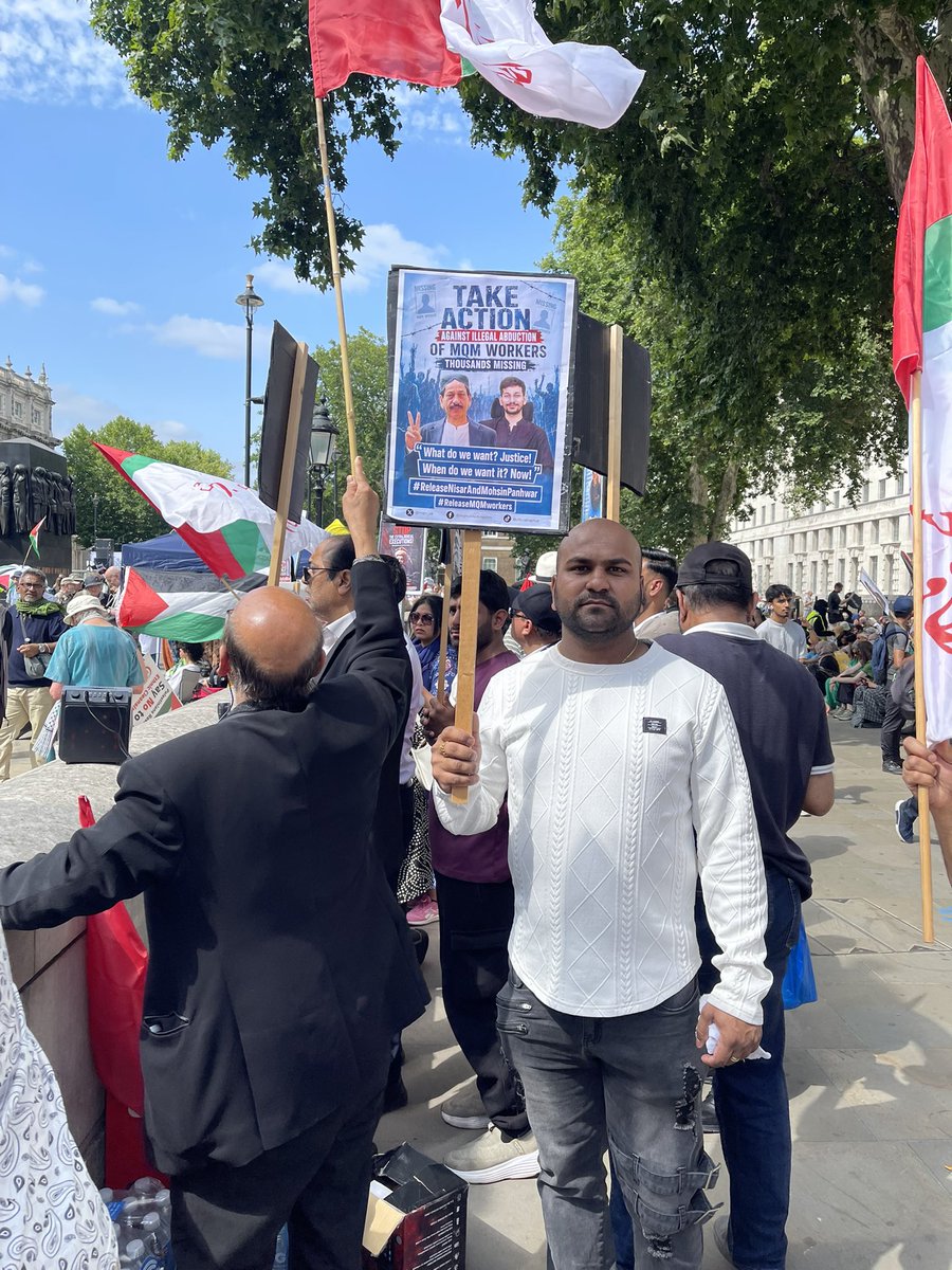 bilalSH0535's tweet photo. STOP
EXTRA JUDICIAL KILLINGS
DEMAND JUSTICE FOR MQM WORKERS
ENOUGH IS ENOUGH!
JUSTICE DELAYED IS JUSTICE DENIED. https://t.co/7jIKI9M0yc