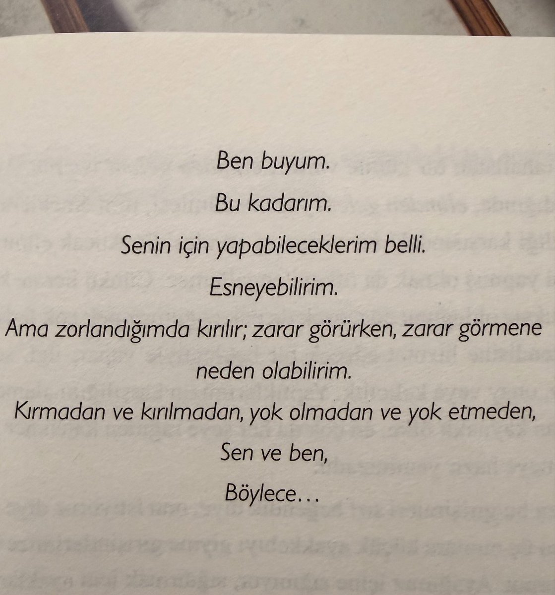 ezgihoscan's tweet photo. sen ve ben, böylece… https://t.co/ErvD9csqJW