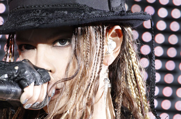 himaristyle's tweet photo. L'Arc～en～Cielのhydeが考える
夢を実現するために必要なこと

自分が本当に好きなものを見つける
「好き」を具体的な目標に変える
夢の難易度に見合う練習量を受け入れる
固定観念を捨て新しい人や方法を取り入れる
環境が変化したら目的を保ったまま手段を変える

出典
ViVi 190601
BARKS 210918 https://t.co/TUzJTxqJr3