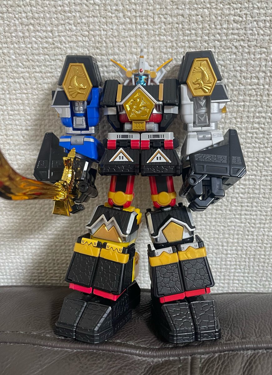 kiryu410's tweet photo. ←本来の無敵将軍　現代よく見る無敵将軍→ https://t.co/8jCBqpnyZ1