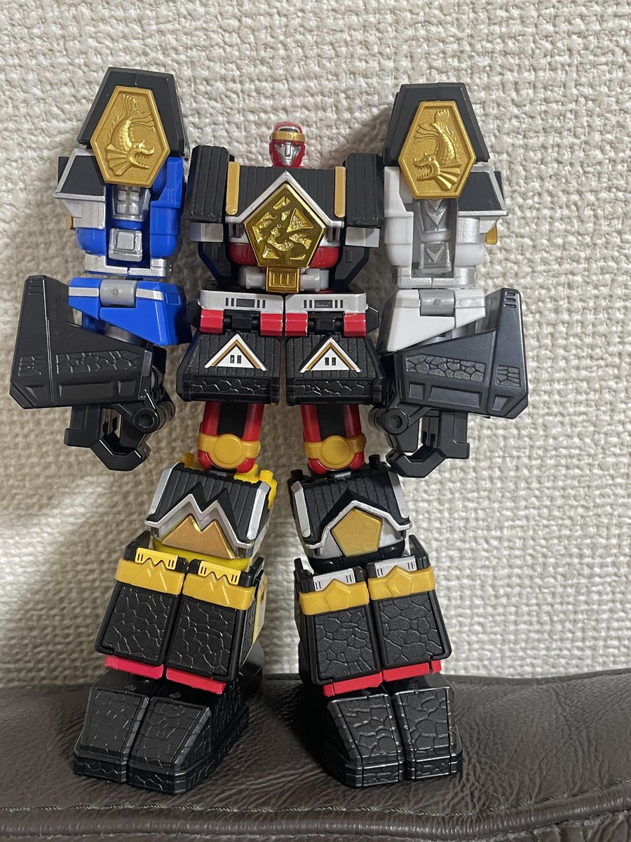 kiryu410's tweet photo. ←本来の無敵将軍　現代よく見る無敵将軍→ https://t.co/8jCBqpnyZ1